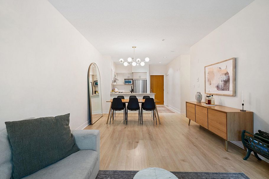 218 1111 E 27th Street North Vancouver, BC - 7