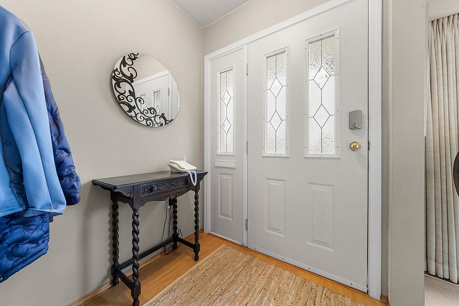 462 W 26th Street North Vancouver, BC - 7