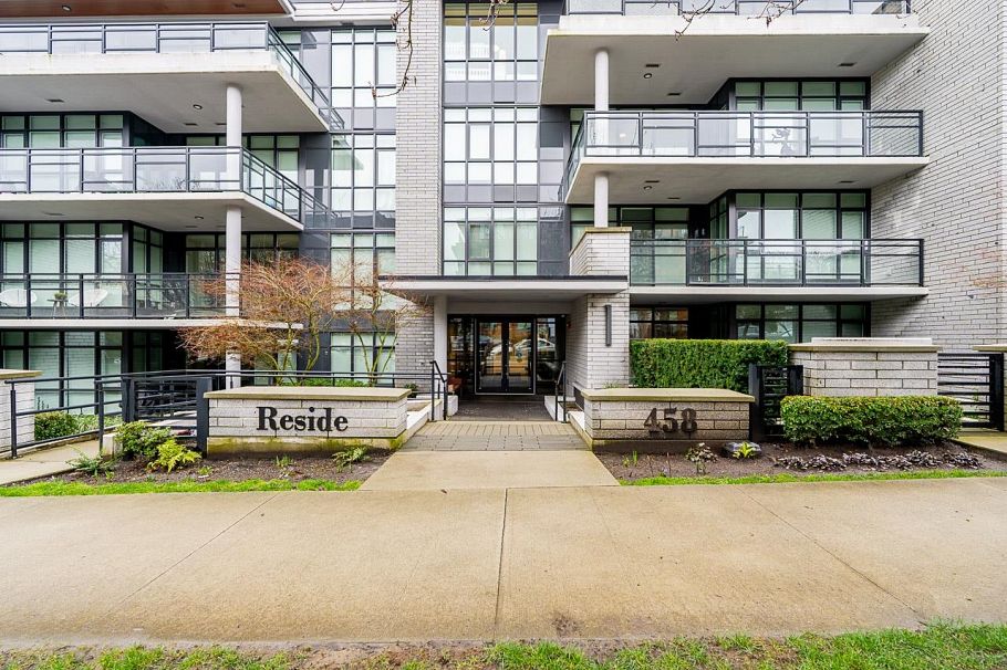 404 458 W 63rd Avenue Vancouver, BC - 1