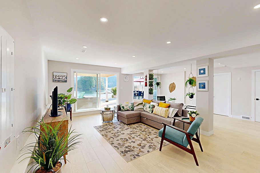 4545 Strathcona Road North Vancouver, BC - 26