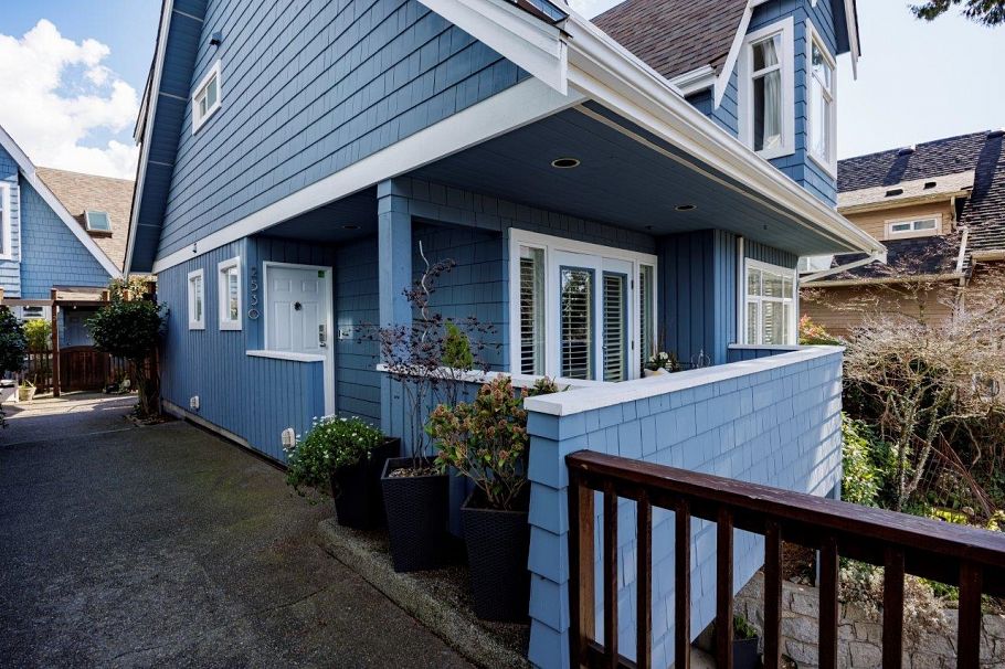 2530 Western Avenue North Vancouver, BC - 4