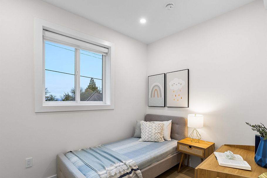 1 5306 Culloden Street Vancouver, BC - 12