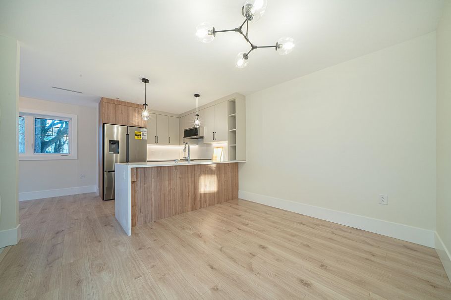 970 Park Drive Vancouver, BC - 12