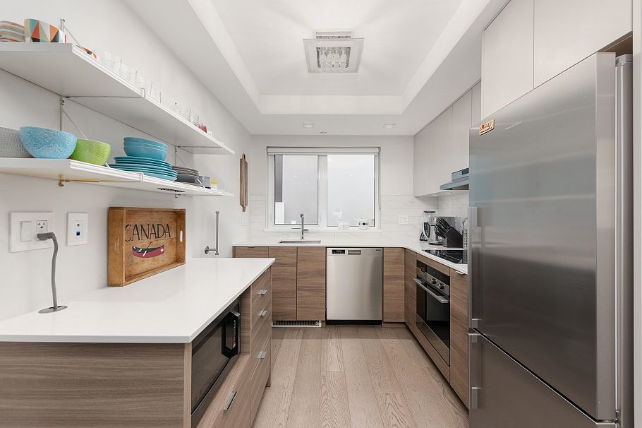 147 St. Patricks Avenue North Vancouver, BC - 10