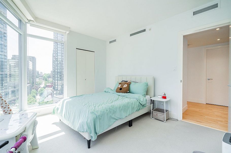 1904 1205 W Hastings Street Vancouver, BC - 22