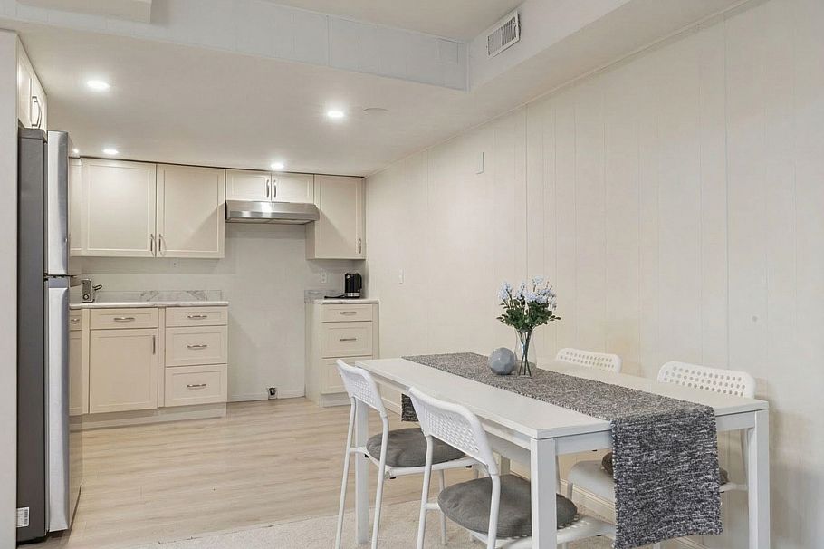 3950 Trenton Place North Vancouver, BC - 21