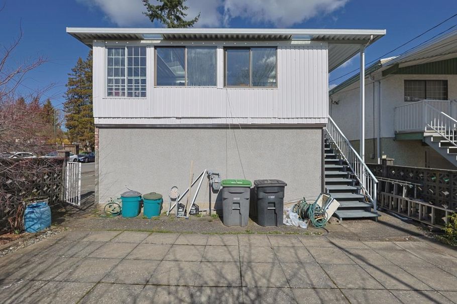5730 Quebec Street Vancouver, BC - 22