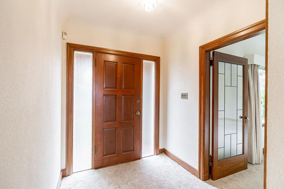 2715 W 31st Avenue Vancouver, BC - 3