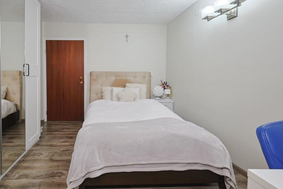 5730 Quebec Street Vancouver, BC - 13