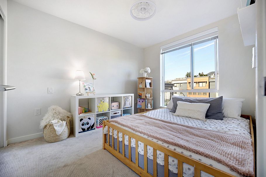 306 625 E 3rd Street North Vancouver, BC - 15