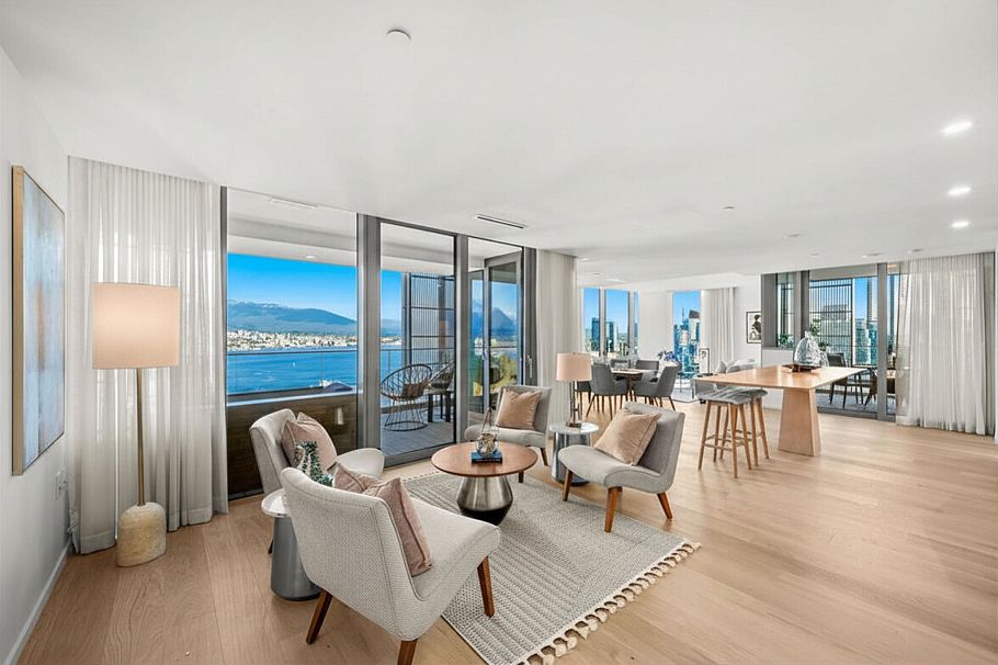 3702 1568 Alberni Street Vancouver, BC - 2