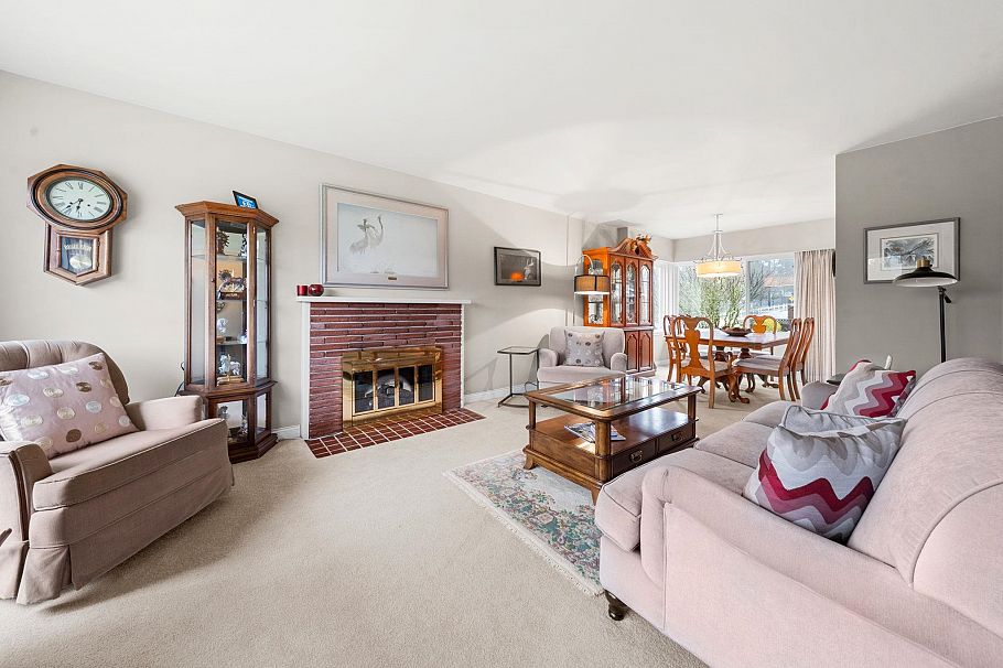 462 W 26th Street North Vancouver, BC - 8