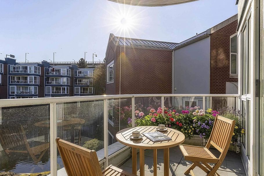 202 1551 Mariner Walk Vancouver, BC - 9