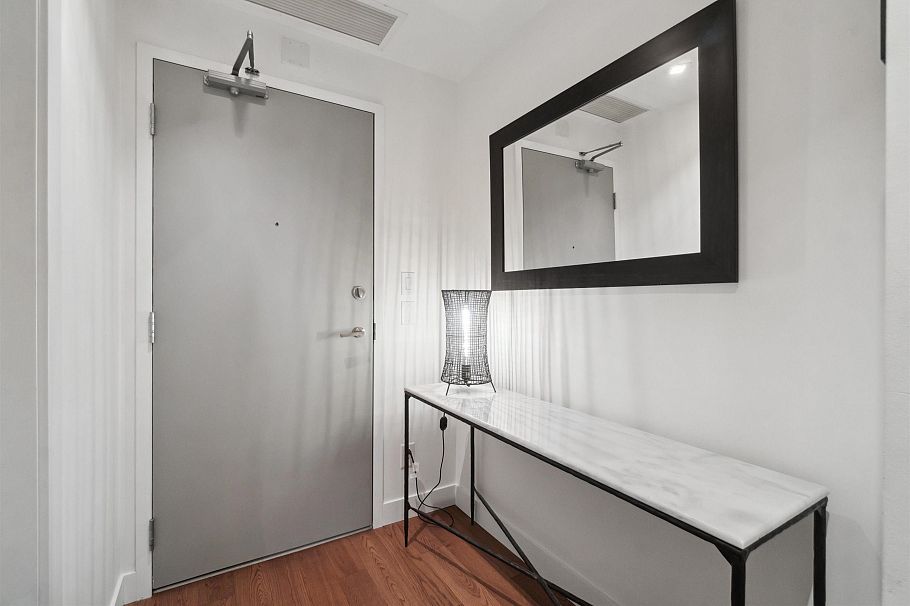 225 108 E 1st Avenue Vancouver, BC - 3