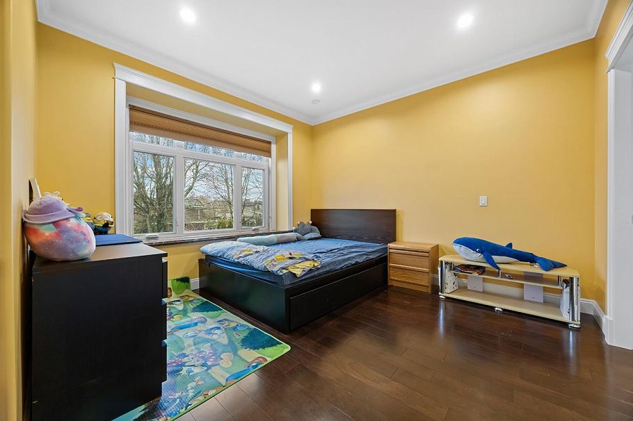 6830 Vivian Street Vancouver, BC - 22