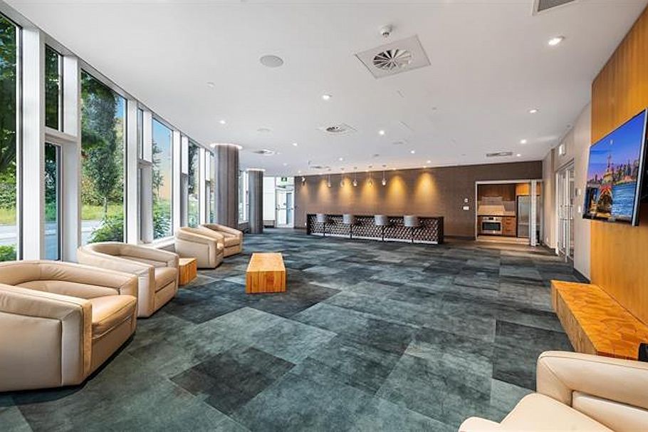 302 1550 FERN STREET, North Vancouver BC V7J 0A9 North Vancouver, BC - 5