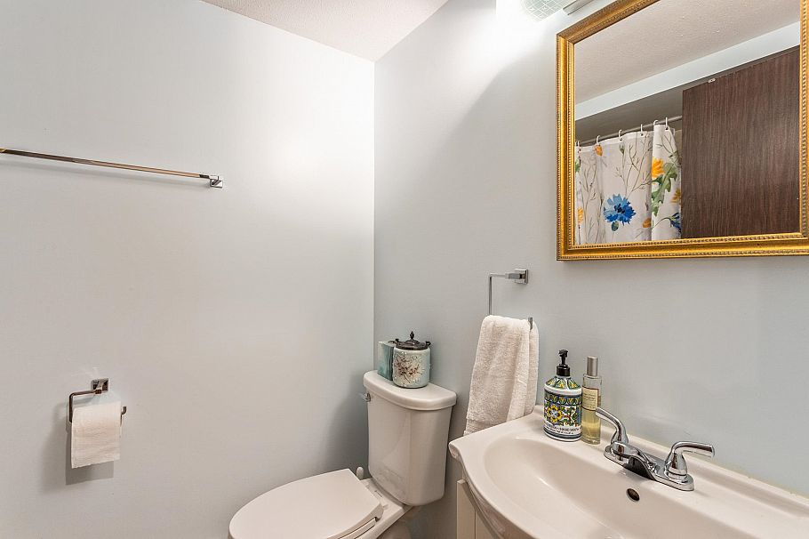 7362 Laburnum Street Vancouver, BC - 27