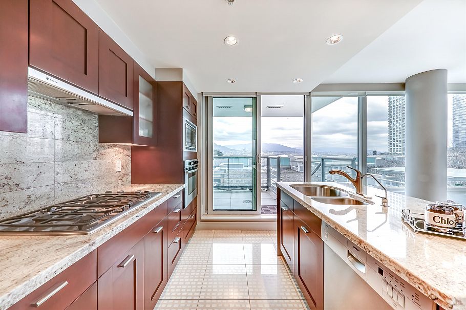 402 590 Nicola Street Vancouver, BC - 8