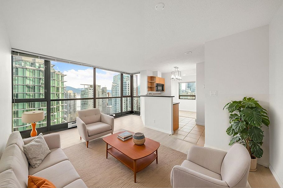 2502 1331 Alberni Street Vancouver, BC - 1