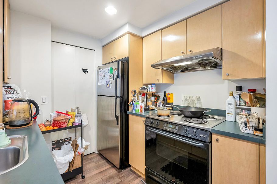 1001 1009 Expo Boulevard Vancouver, BC - 14