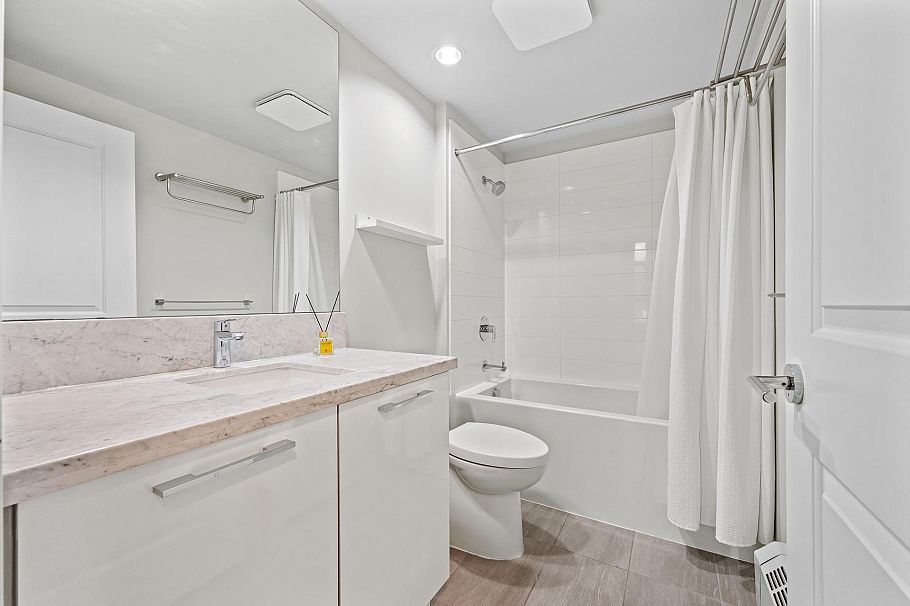 1207 3281 E Kent Avenue North Avenue Vancouver, BC - 22