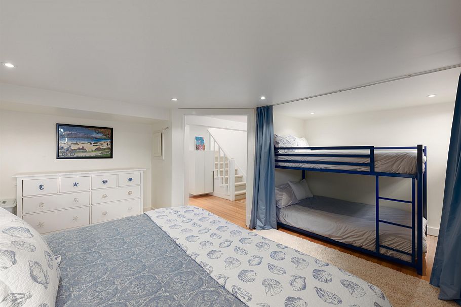 2449 Point Grey Road Vancouver, BC - 27