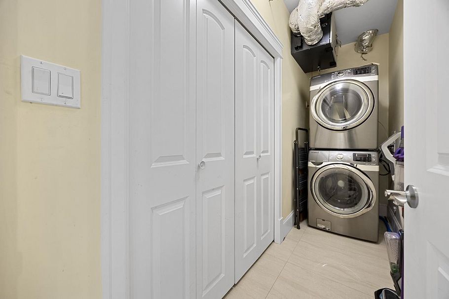 6830 Vivian Street Vancouver, BC - 27