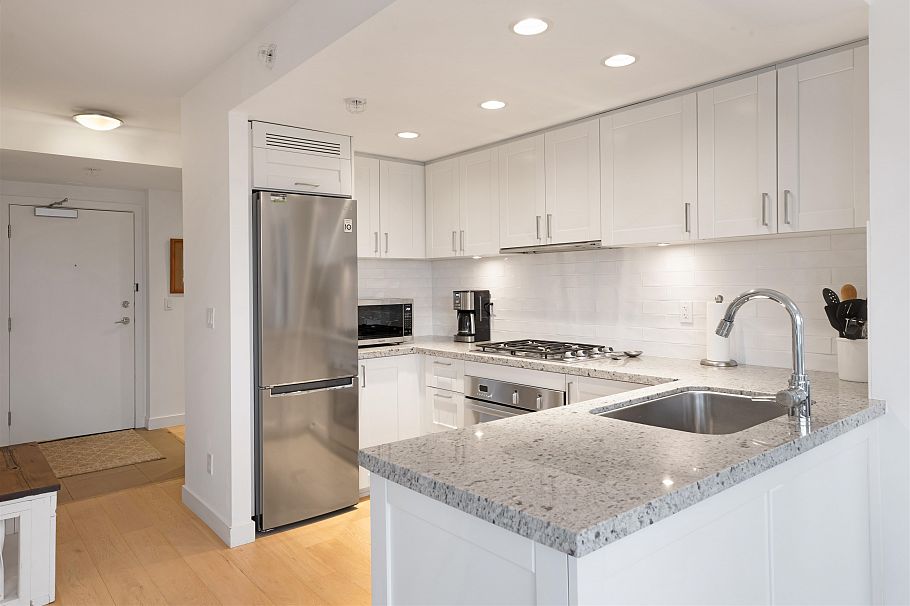 1305 1133 Homer Street Vancouver, BC - 4