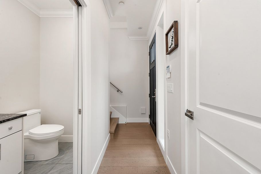 2876 Clark Drive Vancouver, BC - 12