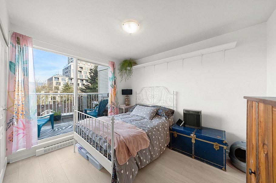 301 3727 W 10 Avenue Vancouver, BC - 17