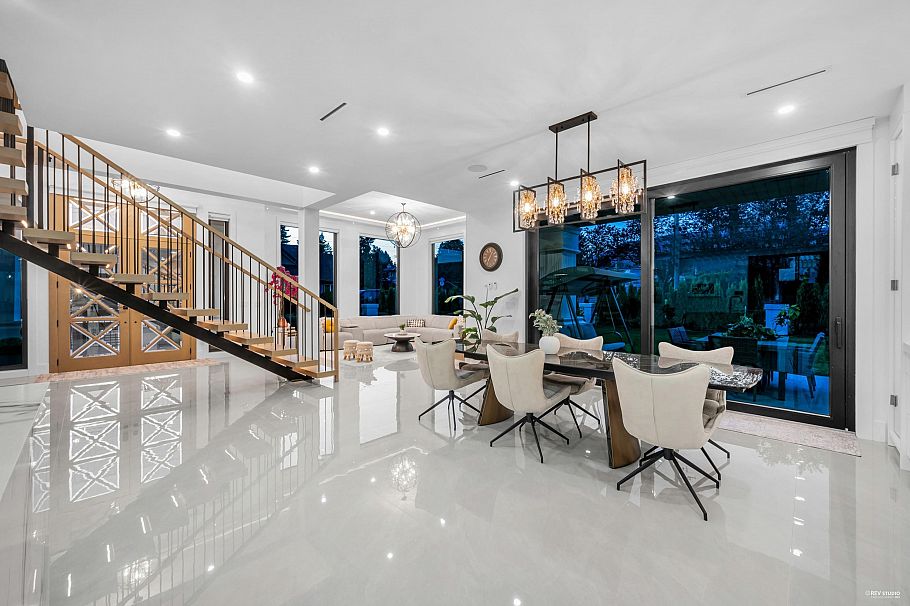 1390 Sutherland Avenue North Vancouver, BC - 8