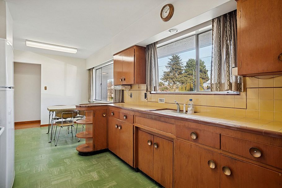 925 Nanaimo Street Vancouver, BC - 14