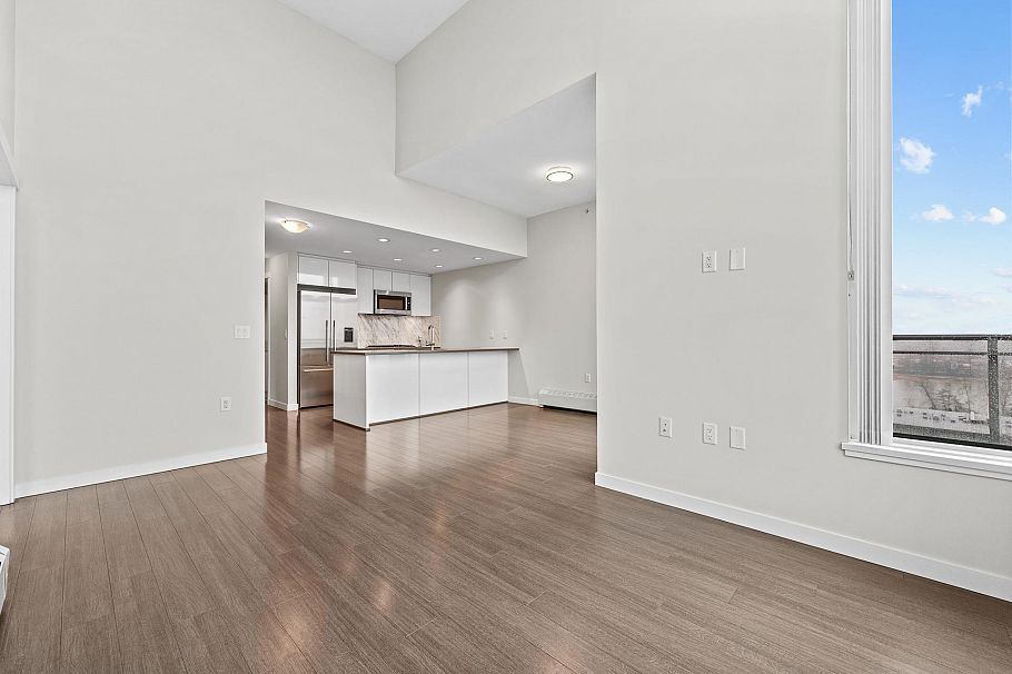 1207 3281 E Kent Avenue North Avenue Vancouver, BC - 9