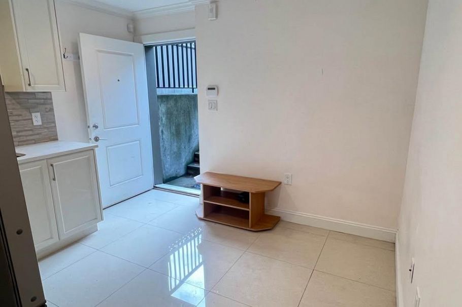 2118 Waverley Avenue Vancouver, BC - 18