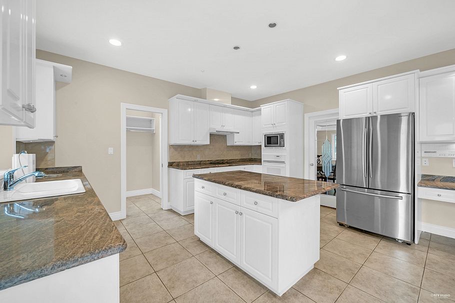 6081 Elm Street Vancouver, BC - 10