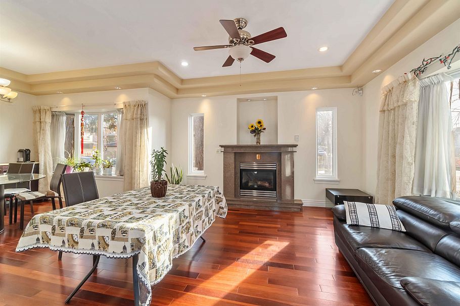 5396 Rhodes Street Vancouver, BC - 3