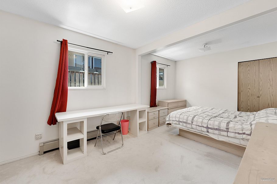 8607 Selkirk Street Vancouver, BC - 27