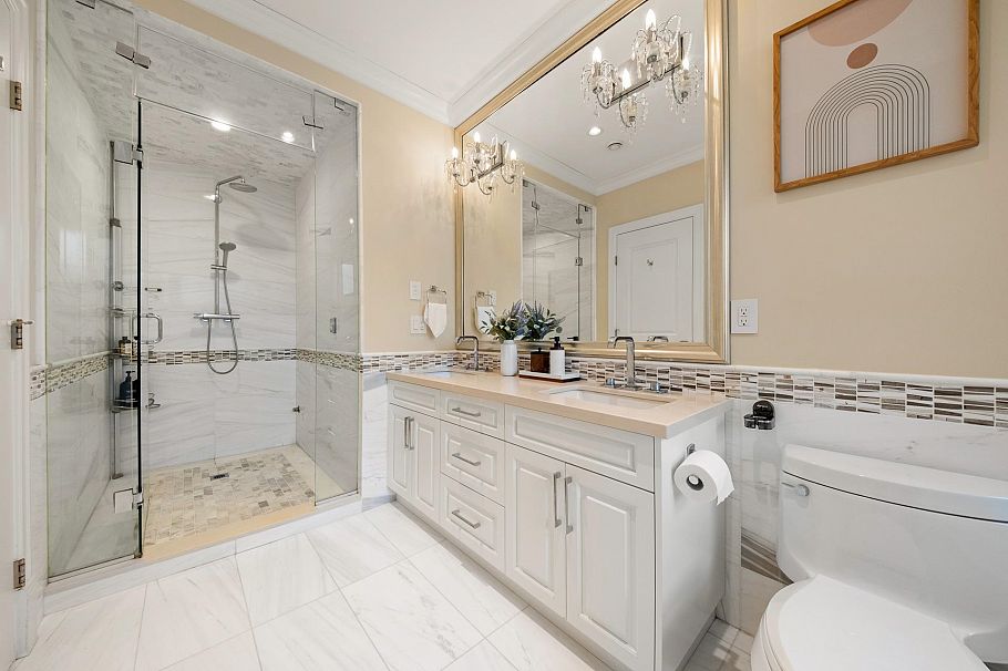 3676 W 28th Avenue Vancouver, BC - 24