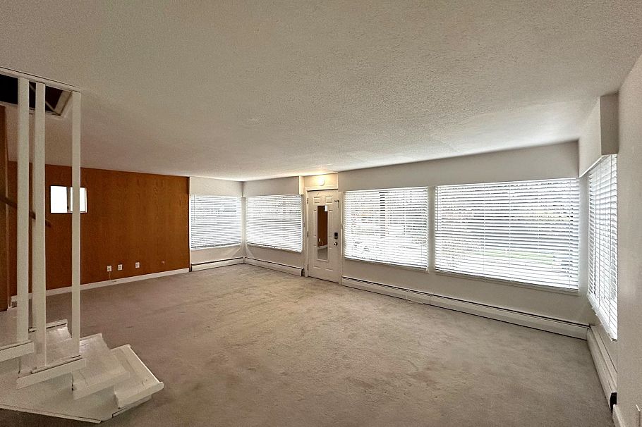 164 E 10th Street North Vancouver, BC - 5