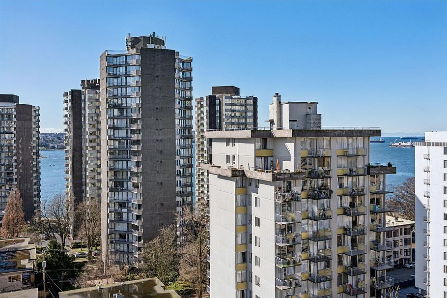 1202 1251 Cardero Street Vancouver, BC - 17