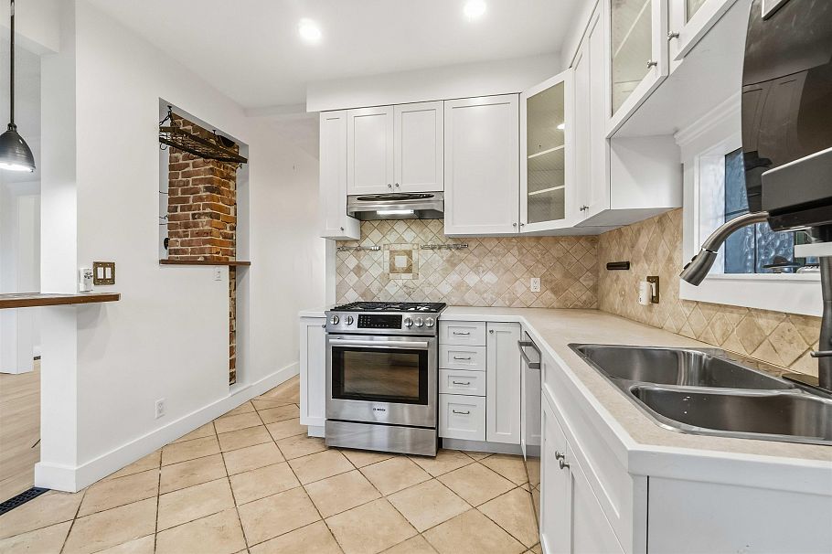 621 E 23rd Avenue Vancouver, BC - 10