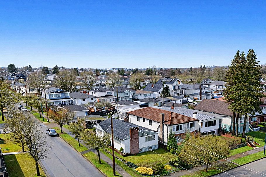 1415 Kaslo Street Vancouver, BC - 4