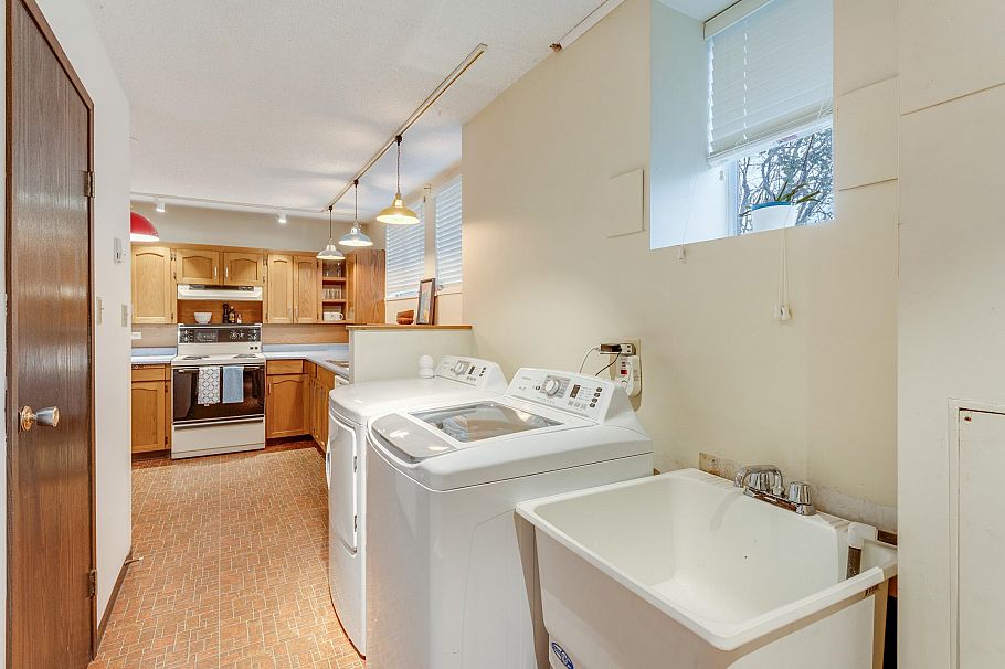 7362 Laburnum Street Vancouver, BC - 25