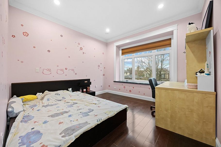 6830 Vivian Street Vancouver, BC - 24