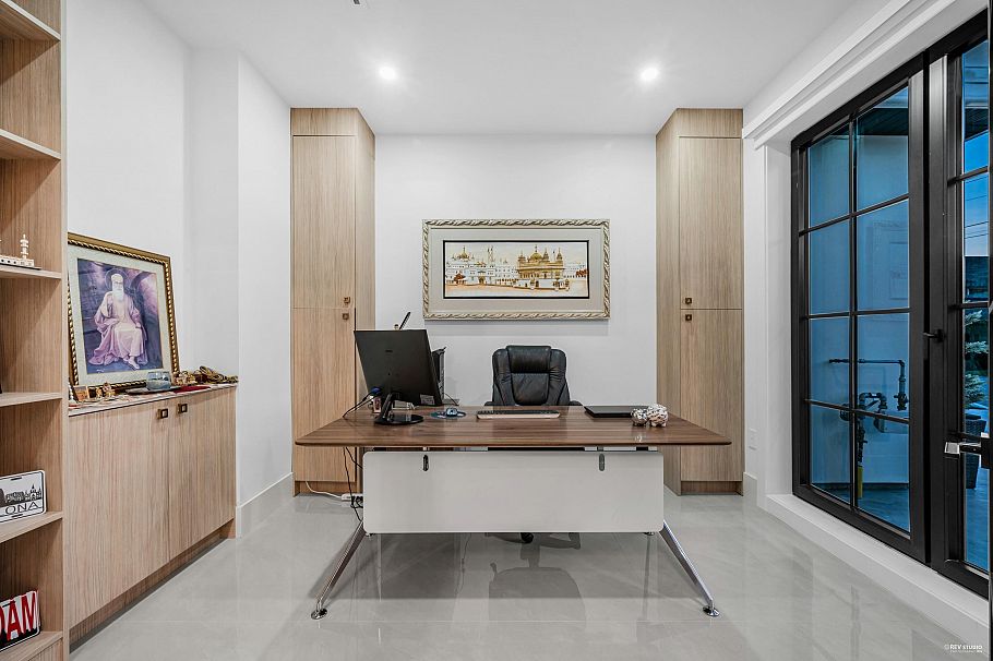 1390 Sutherland Avenue North Vancouver, BC - 17