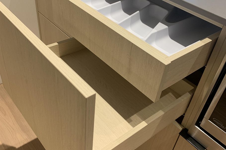 402 2471 St. George Street Vancouver, BC - 8