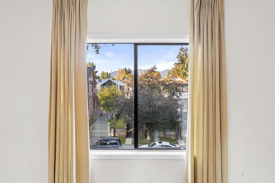 858 Union Street Vancouver, BC - 24