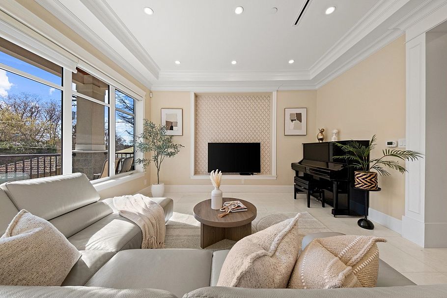 3676 W 28th Avenue Vancouver, BC - 17