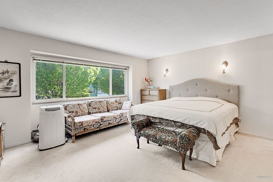 8607 Selkirk Street Vancouver, BC - 32