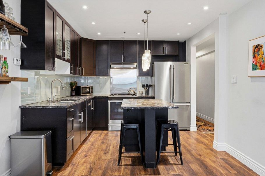 216 1549 Kitchener Street Vancouver, BC - 4